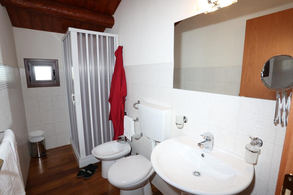Serravalle Relais & Country Villa With Private Pool - Esclusive Use Кьярамонте-Гульфи Экстерьер фото