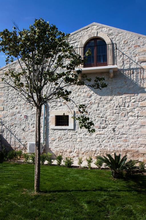 Serravalle Relais & Country Villa With Private Pool - Esclusive Use Кьярамонте-Гульфи Экстерьер фото