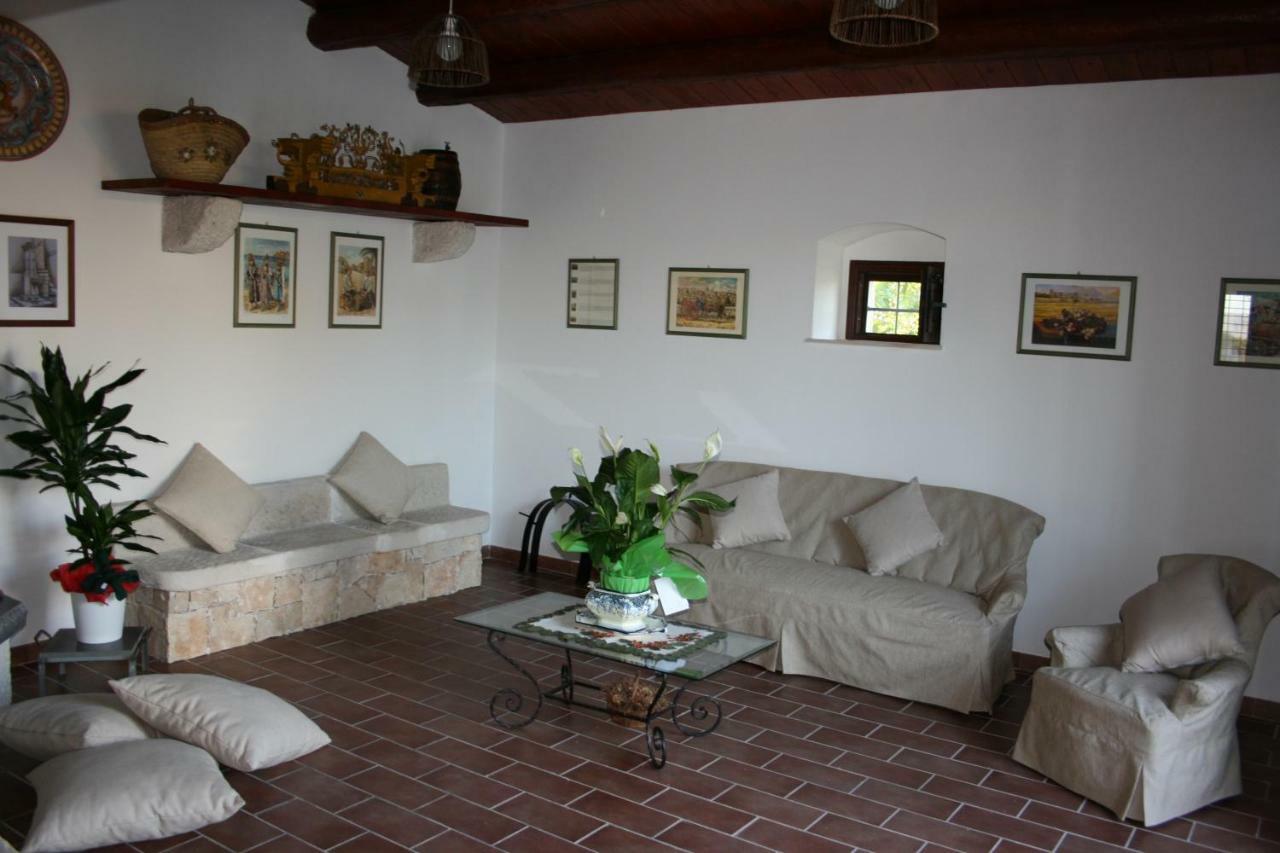 Serravalle Relais & Country Villa With Private Pool - Esclusive Use Кьярамонте-Гульфи Экстерьер фото